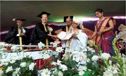 Ms. Madhu Singhal – Recipient of honorary doctorate by the State Women’s University, Karnataka