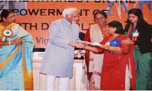 Ms. Madhu Singhal – receiving the National Award for the Empowerment of Persons with Disabilities