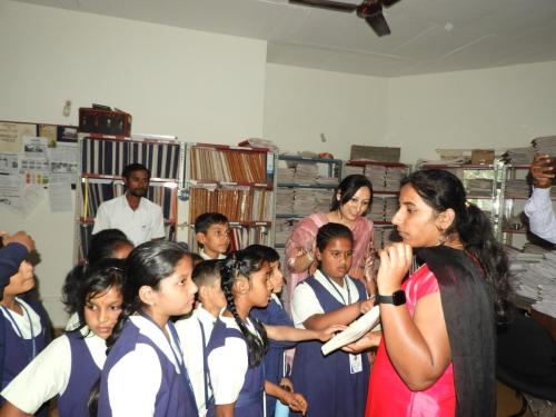 Students from Samsidh Mount Litera Zee School, HSR, Singing a Song at Mitra Jyothi